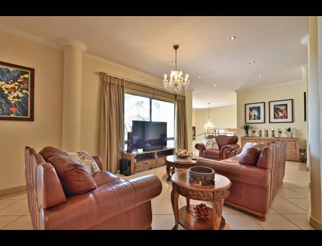 5 BEDROOM HOUSE FOR SALE IN GLENVISTA